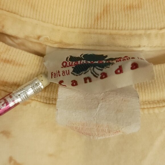 Wolf Wolves Graphic T-Shirt Men's XL Tie Dye Quality Goods Canada Distressed - Picture 7 of 13